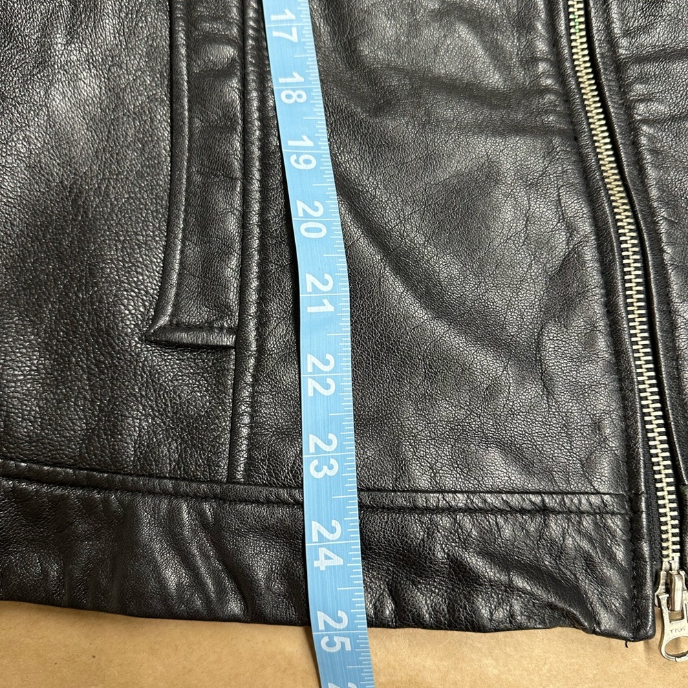 Nice Leather Jacket - image 8